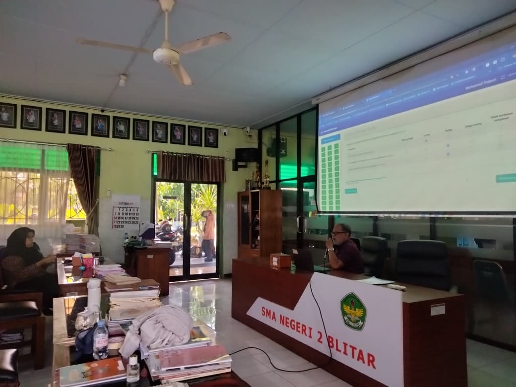 SMAN 2 Blitar Gelar Sosialisasi Pengisian Sulingjar